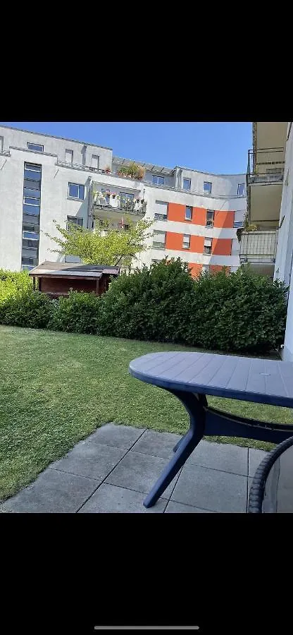 Apartment Ferienwohnung Koeln